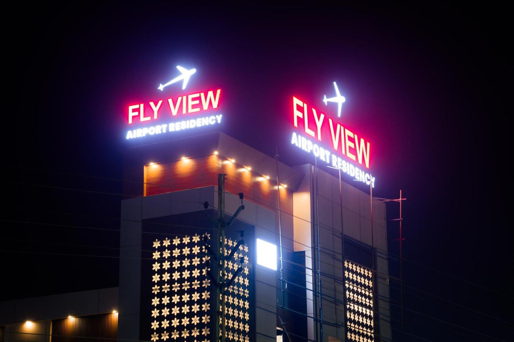 Fly View Airport Residency Hotel Nedumbassery Exterior foto