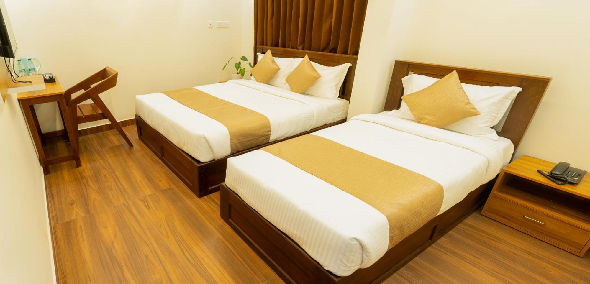 Fly View Airport Residency Hotel Nedumbassery Exterior foto